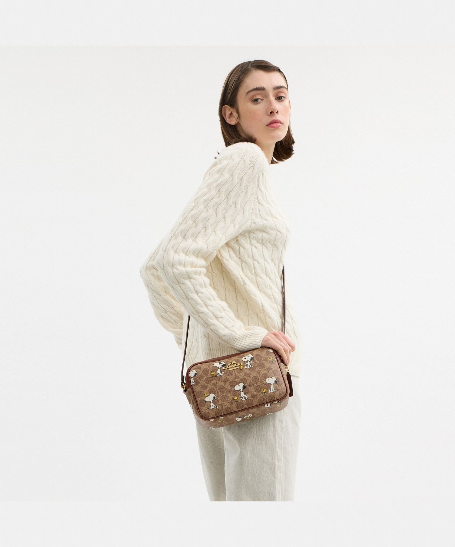 COACH OUTLET｜【COACH X PEANUTS】ジェイミー カメラ バッグ