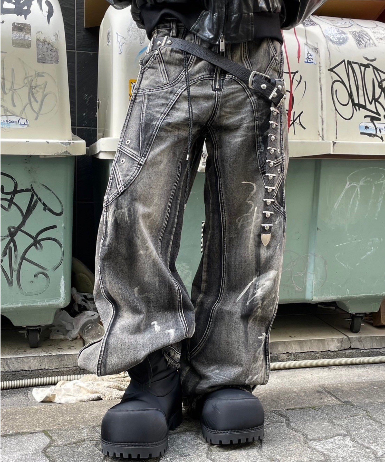 Never mind the XU / Chikashitsu+｜【PERSONSOUL】Graffiti Contour