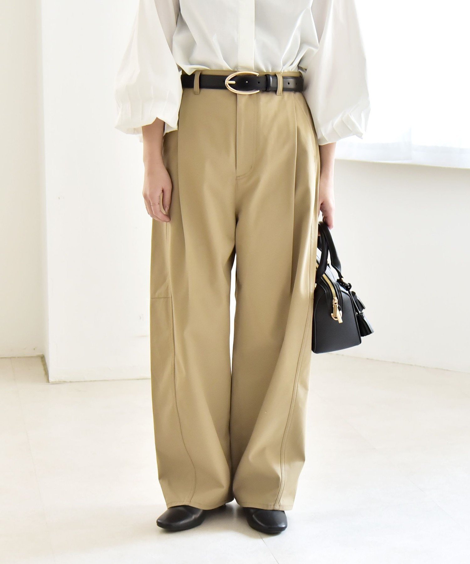 nala 2025 コクーンチノパンツ　ベージュ 美品 Nala cocoon chino pants ナラ コクーン チノパンツ ベージュ M