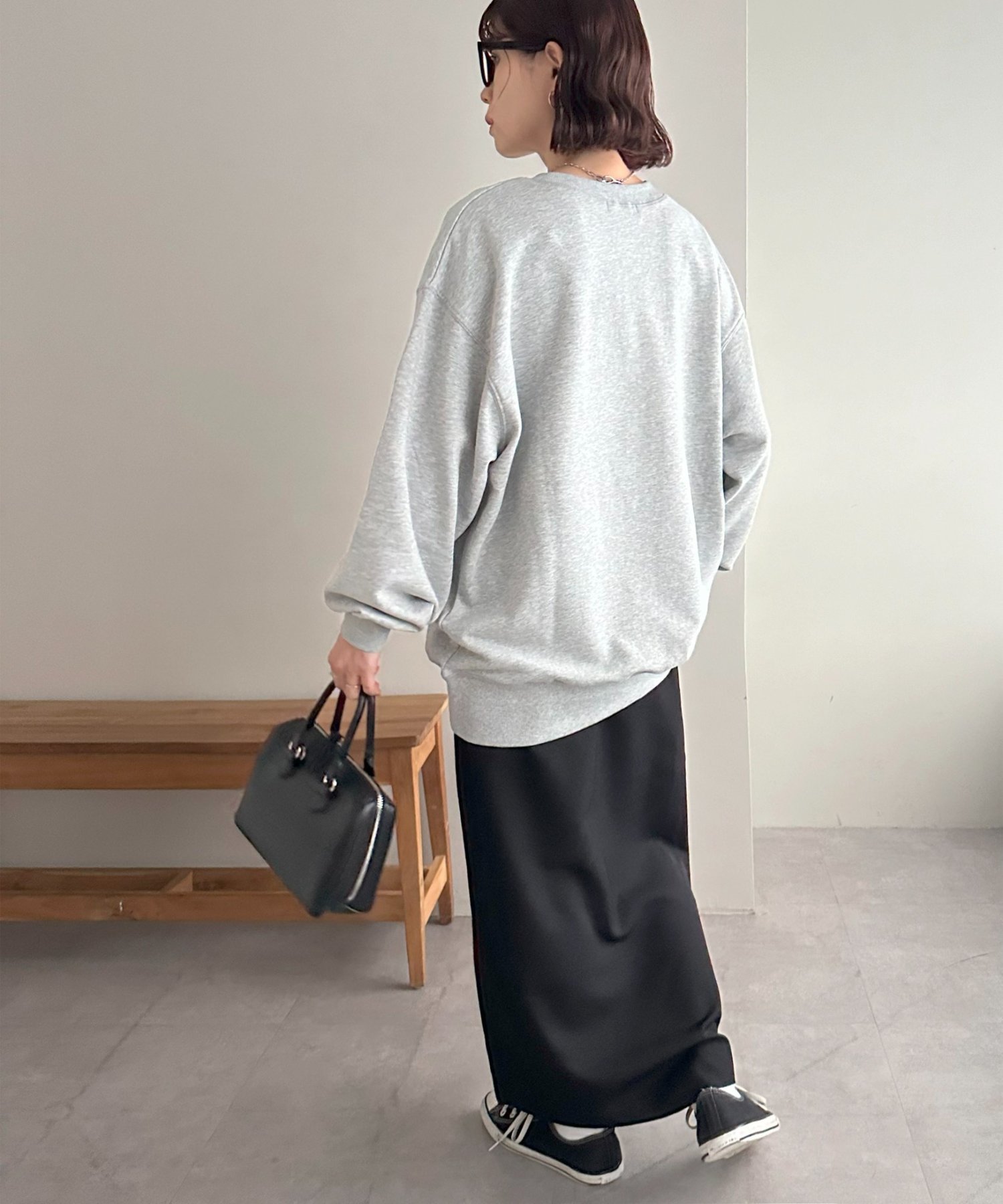 Discoat｜【WEB限定】フロッキーロゴスウェット | Rakuten Fashion