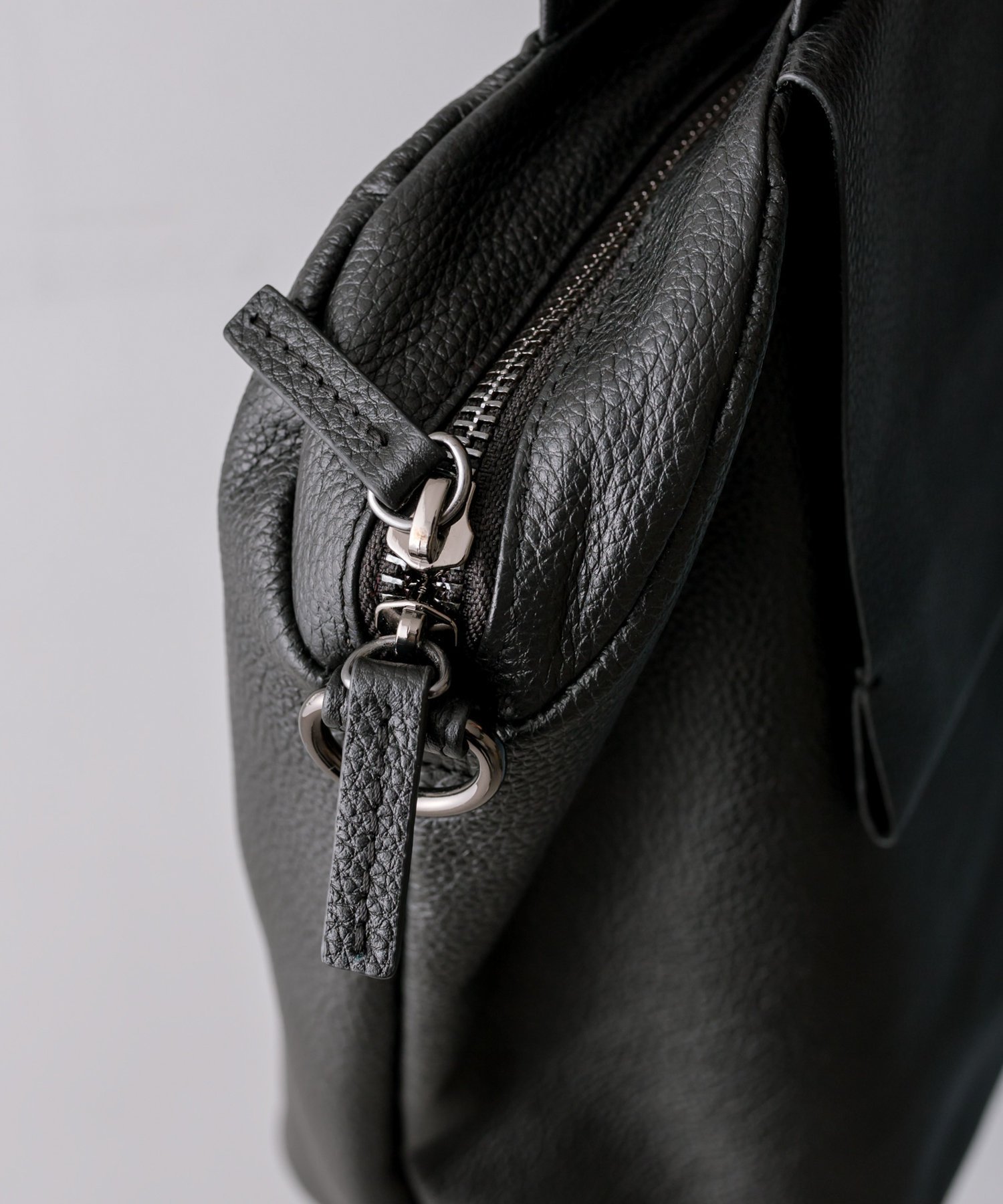 ear PAPILLONNER｜《通勤におすすめ!/A4サイズ対応》レザーフラップ