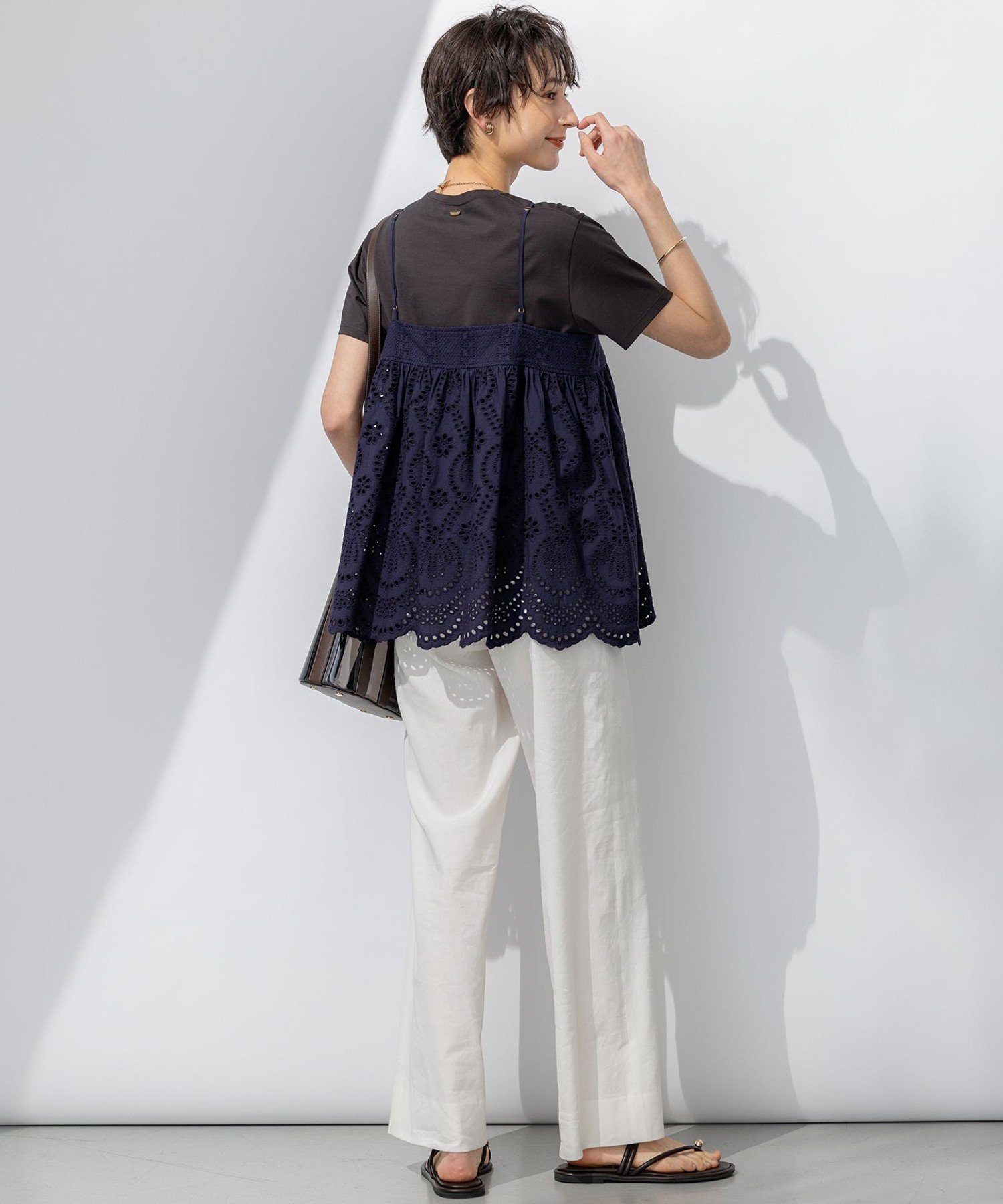 23区｜【洗える】コットンエンブロイダリー キャミソール | Rakuten