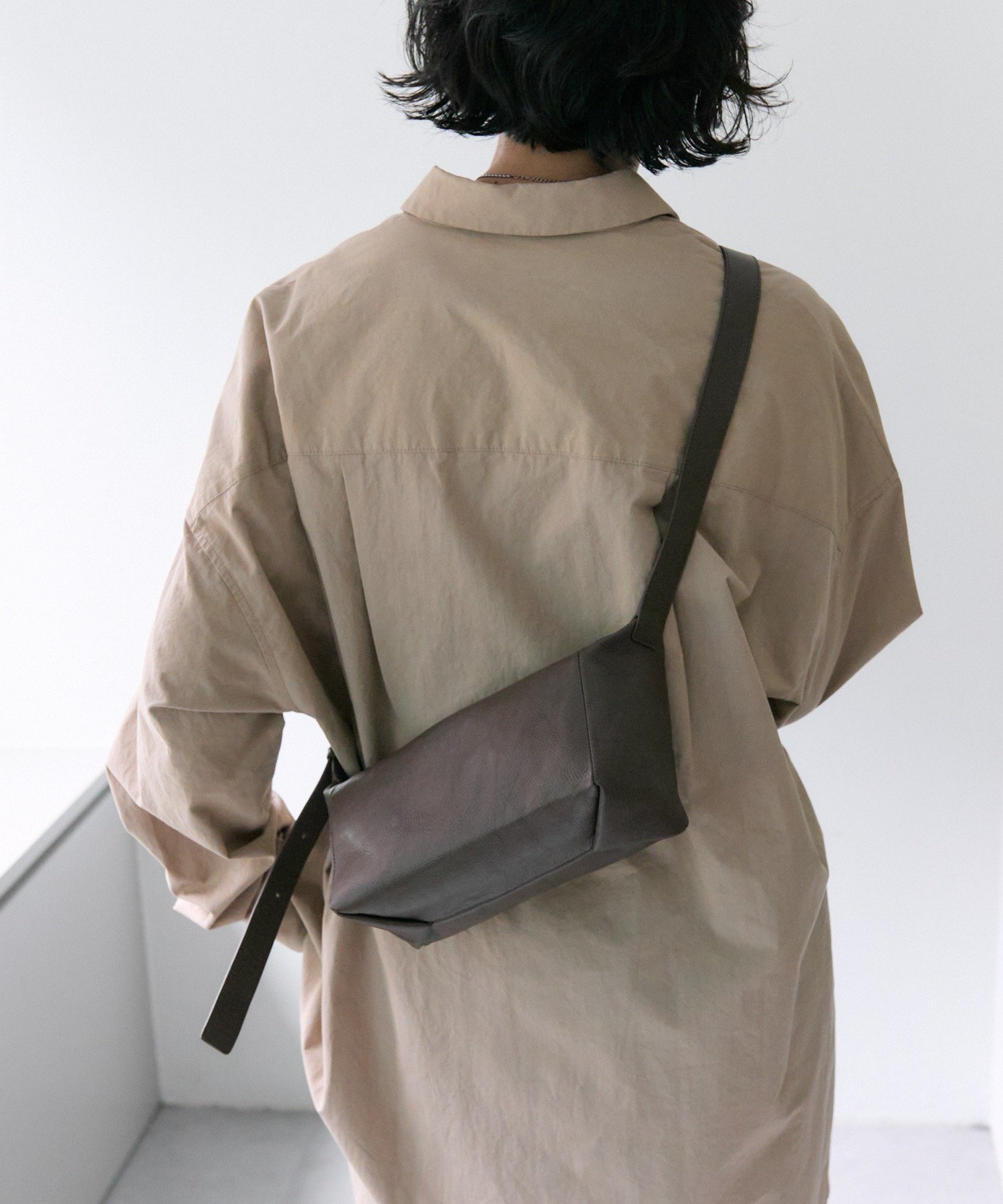 ear PAPILLONNER｜《本革/ミニマムサイズ/軽量》ボックスショルダー