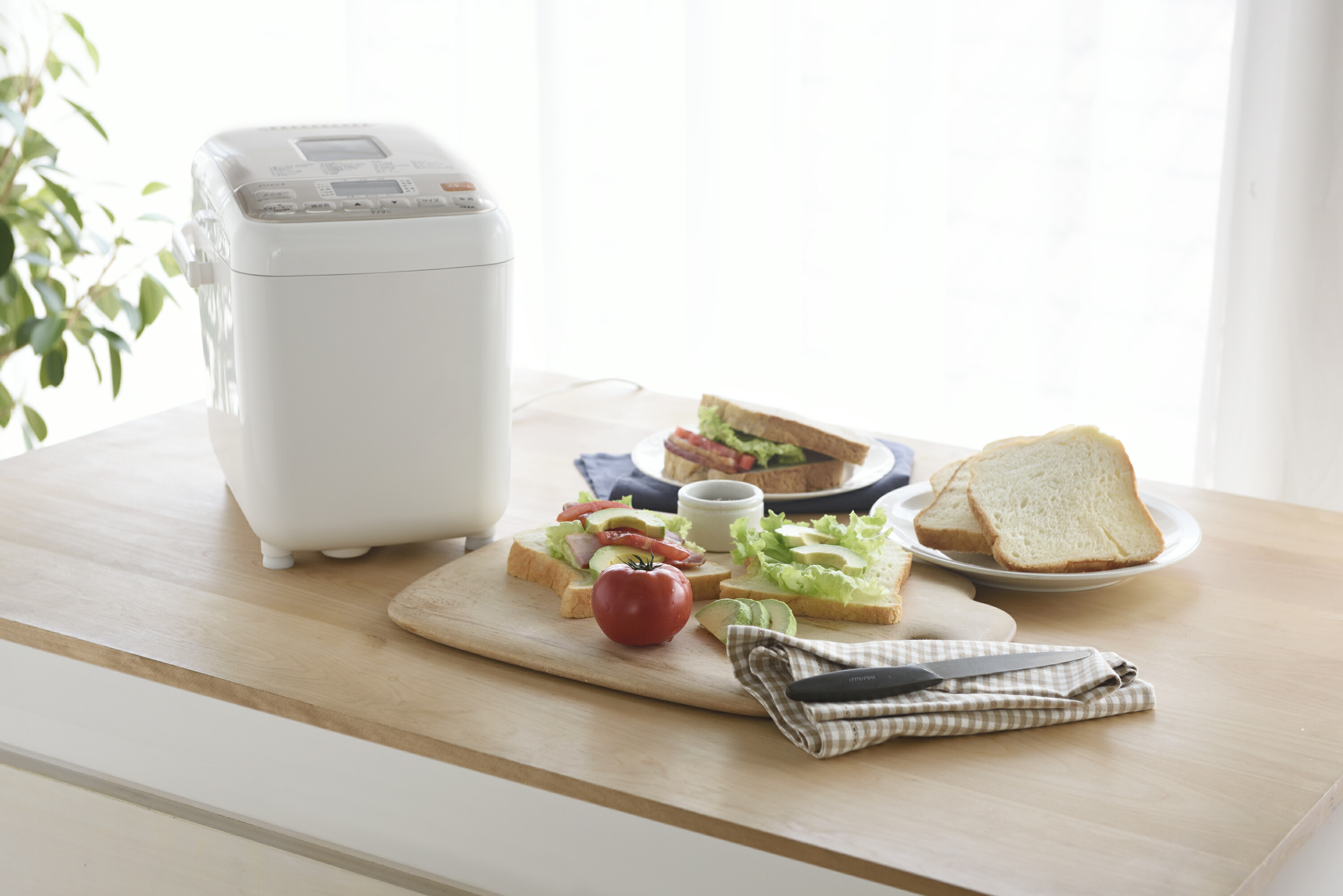 楽天市場】シロカ siroca ホームベーカリー SHB-712 ホワイト : 楽天