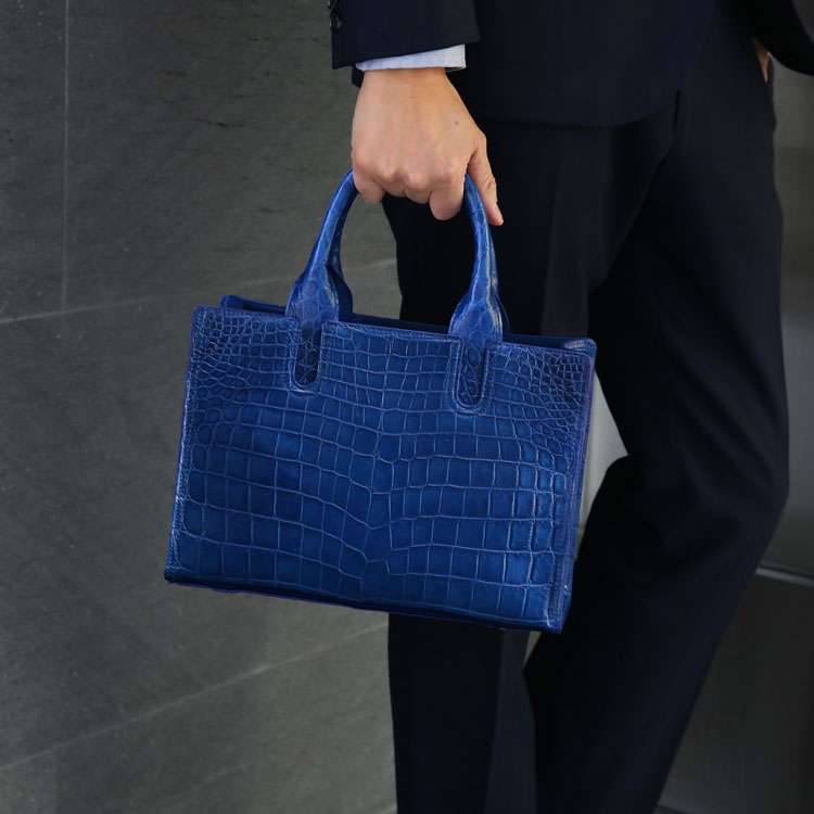 楽天市場】藍染め クロコダイル メンズ トートバッグ 日本製 横幅30cm