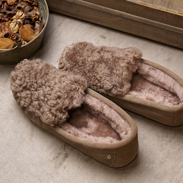 楽天市場】エミュー EMU シープスキン ケアンズ カーリーファー Cairns