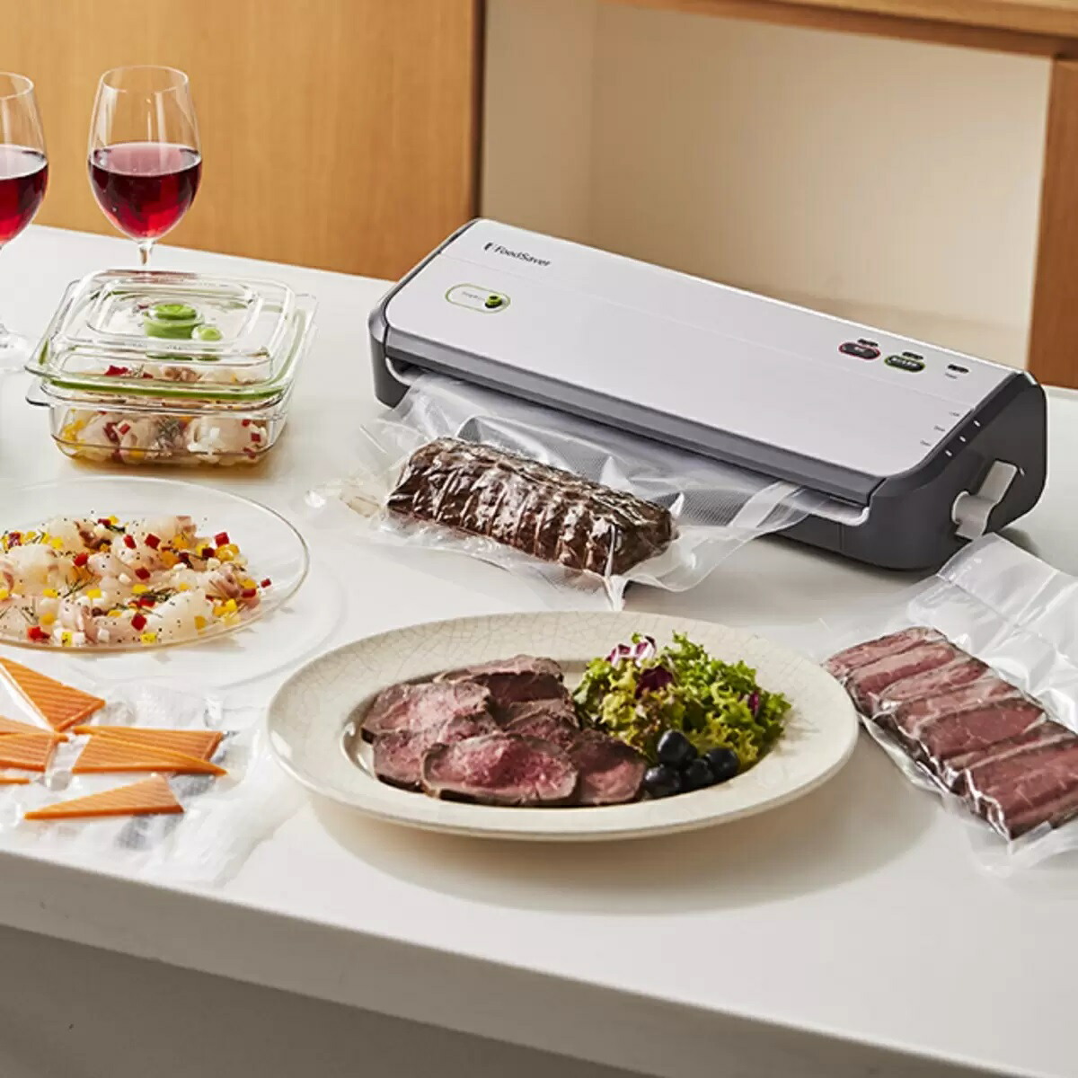 楽天市場】フードセーバー 真空パック機 FM2010 ホワイト 真空パック器