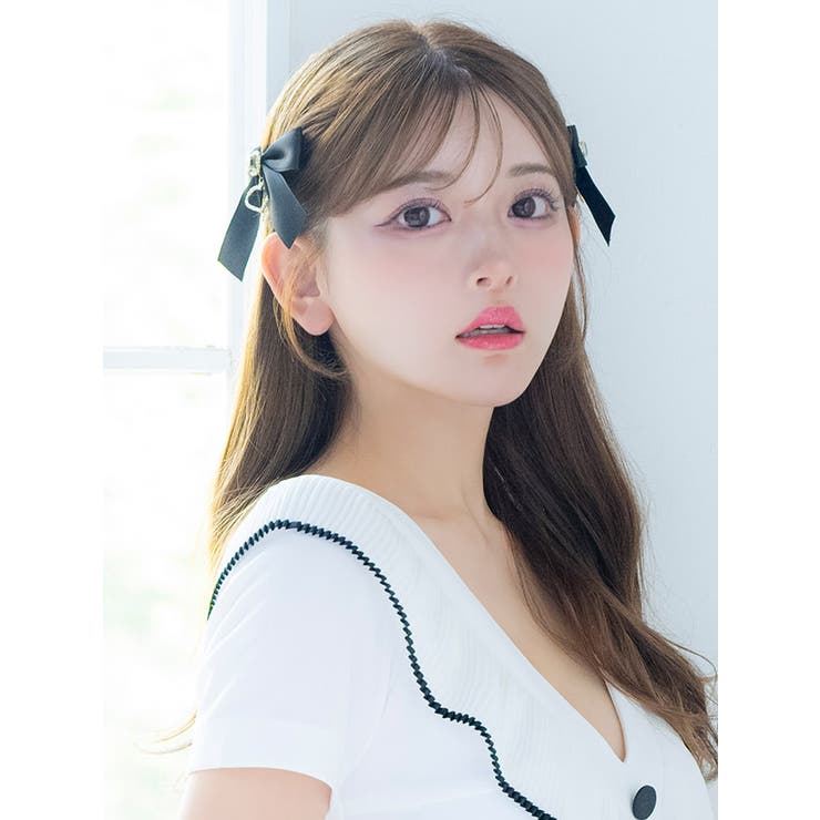 楽天市場】Tika ハートチャーム付きリボンクリップ×パールチェーンヘア