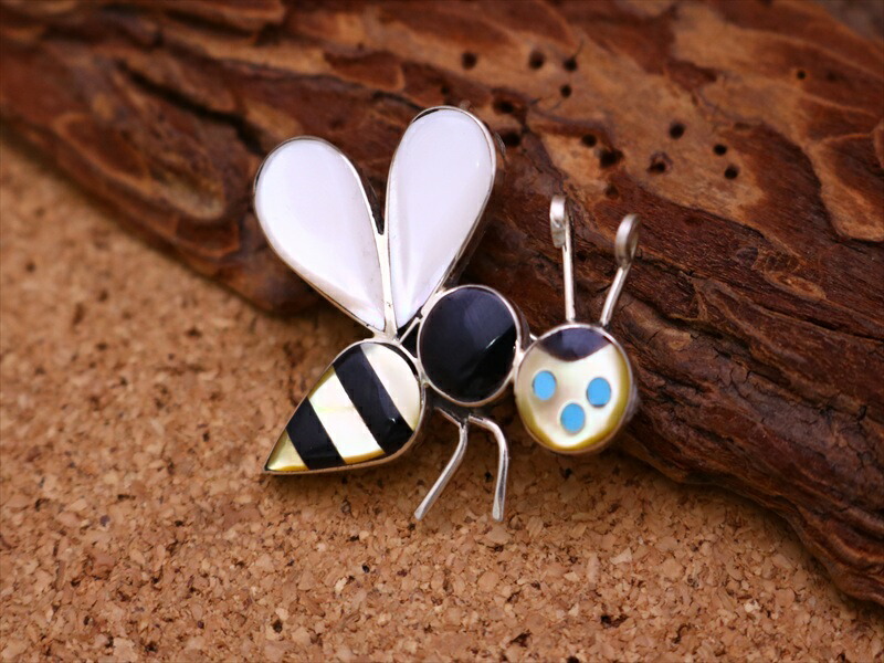 ズニ族 ジュエリーアーチスト集 ズニ族 ジュエリーアーチスト集 ズニ族