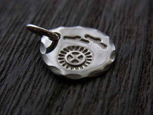 楽天市場】SV たたき出し イーグル New刻印 ペンダント トップ