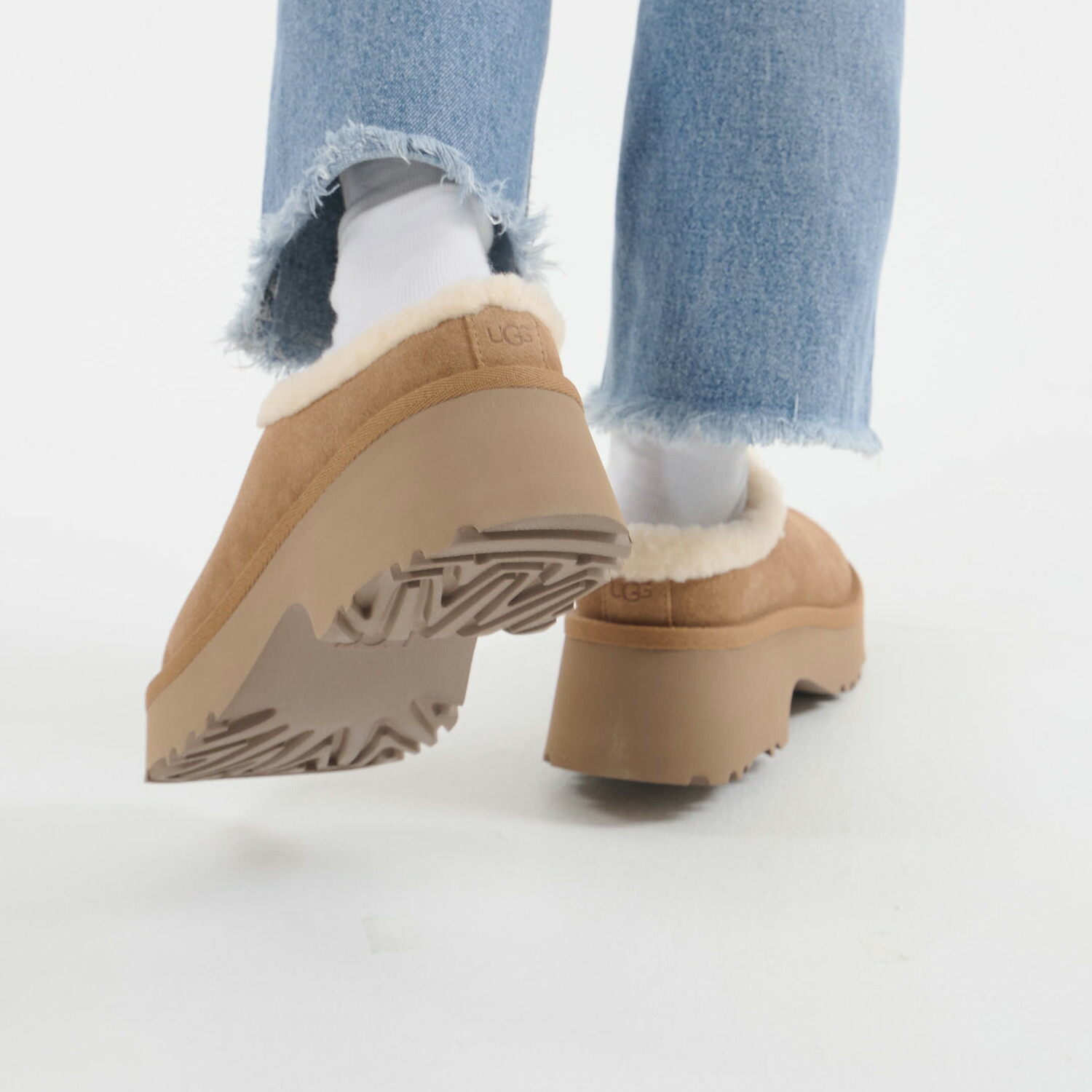 楽天市場】UGG アグ サンダル クロッグ ニュー ハイツ コージー