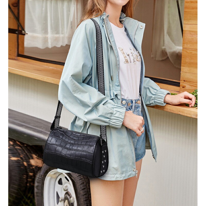 楽天市場】【在庫限り】ショルダーバッグ レディース 本革 斜め掛け