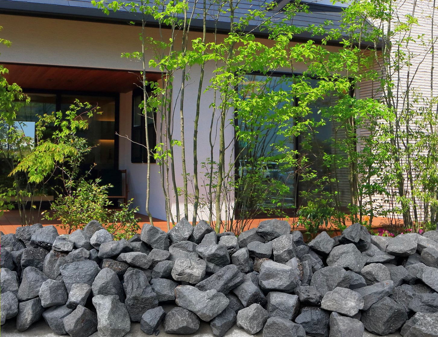 希少原石 大型 結晶片岩 シスト 庭石 ロックガーデン ガーデニング