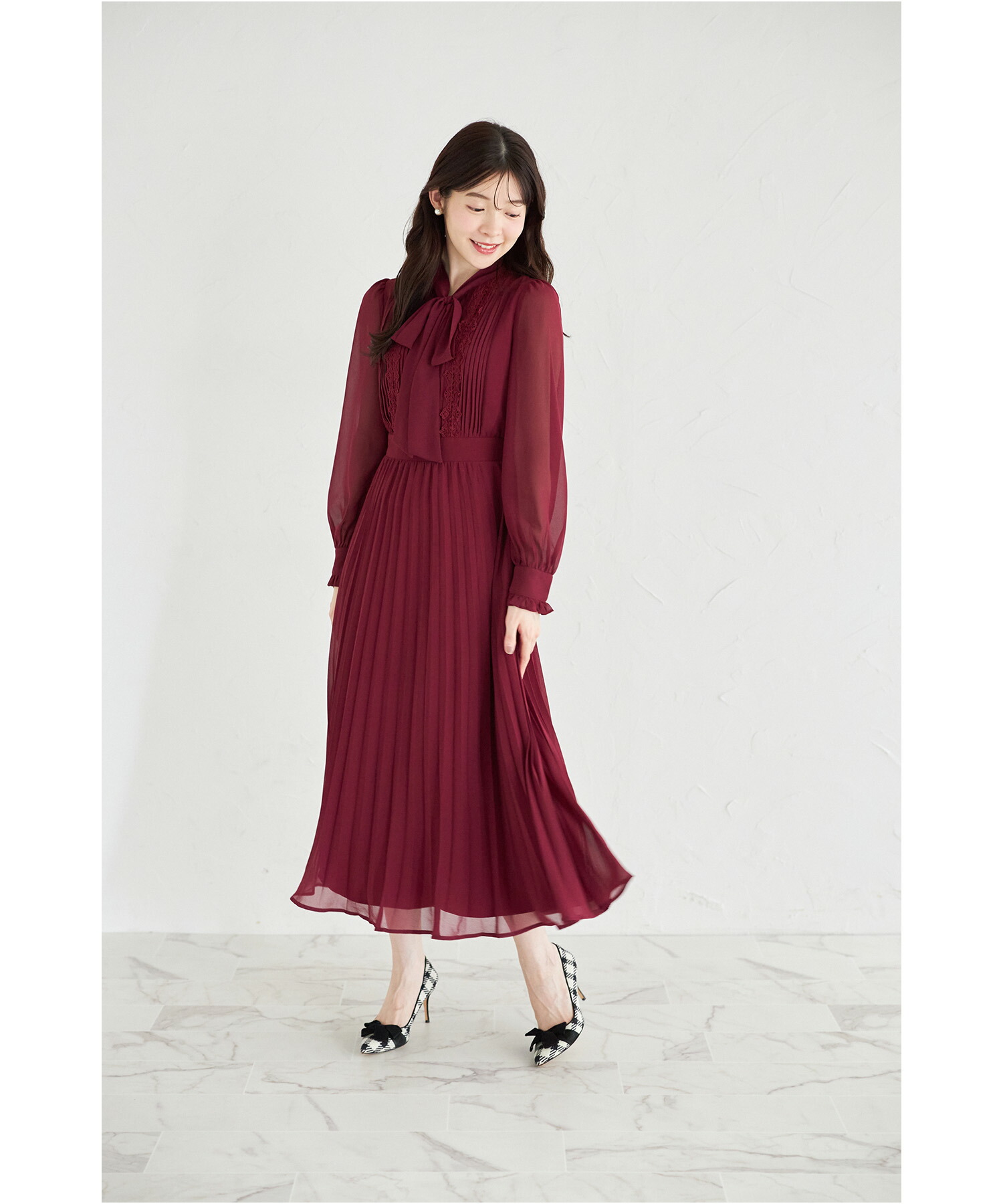 楽天市場】ラインレース×ピンタックボウタイリボンプリーツワンピース