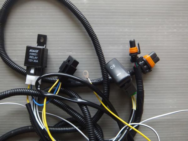 楽天市場】ハイエース 200系 3型 純正タイプ フォグランプ +