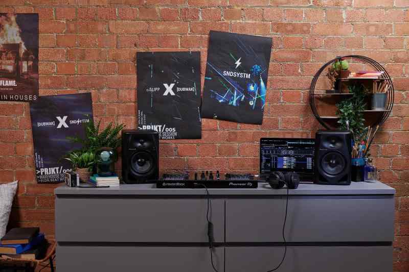 楽天市場】Pioneer DJ 5インチ 2wayアクティブモニタースピーカー DM