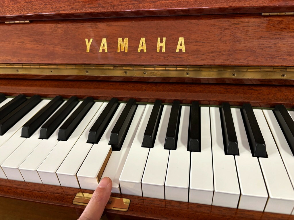 楽天市場】【中古】YAMAHA・ヤマハ アップライトピアノ W106B : ヴォイ