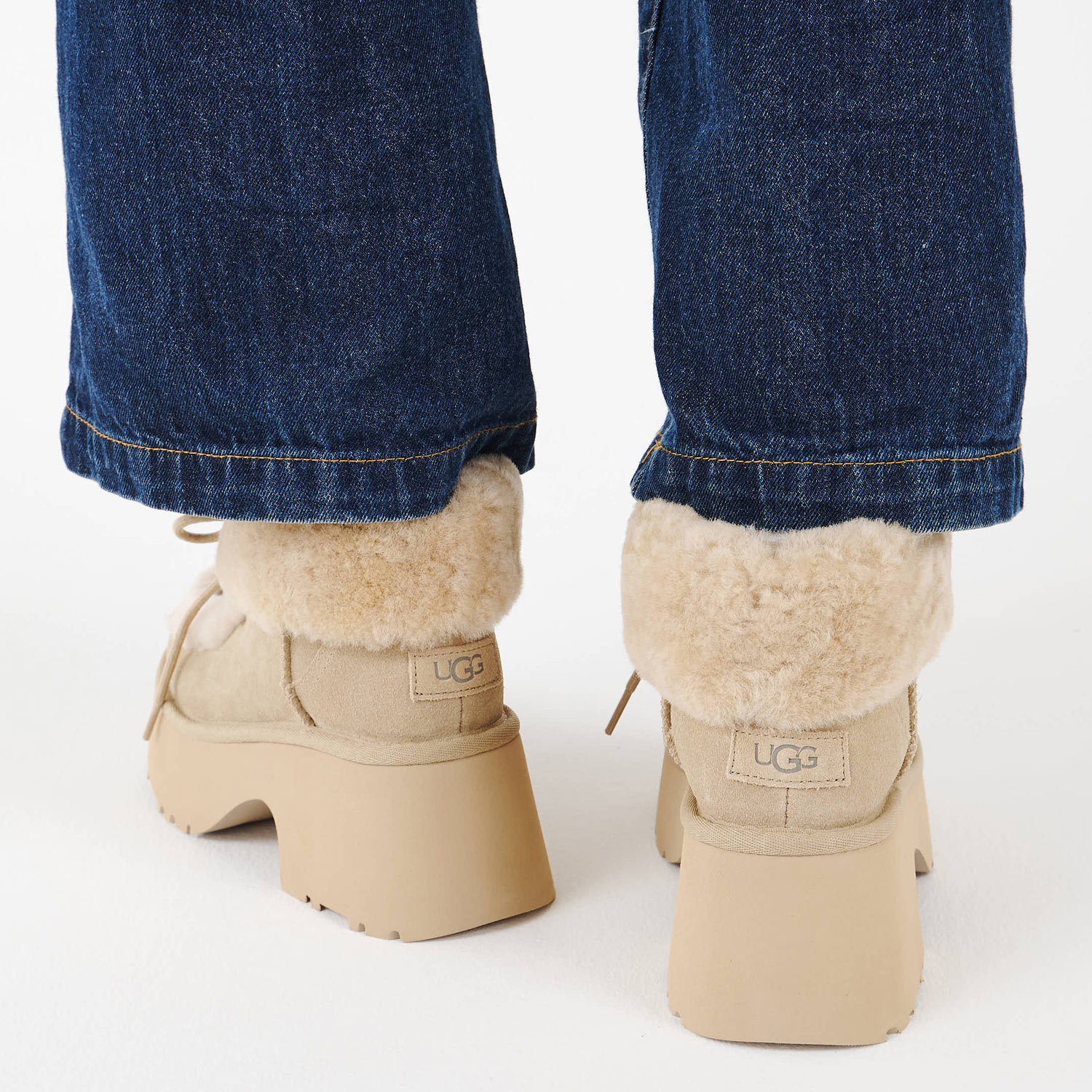 楽天市場】UGG ESMEE LACE UP アグ ブーツ ムートンブーツ エスミー