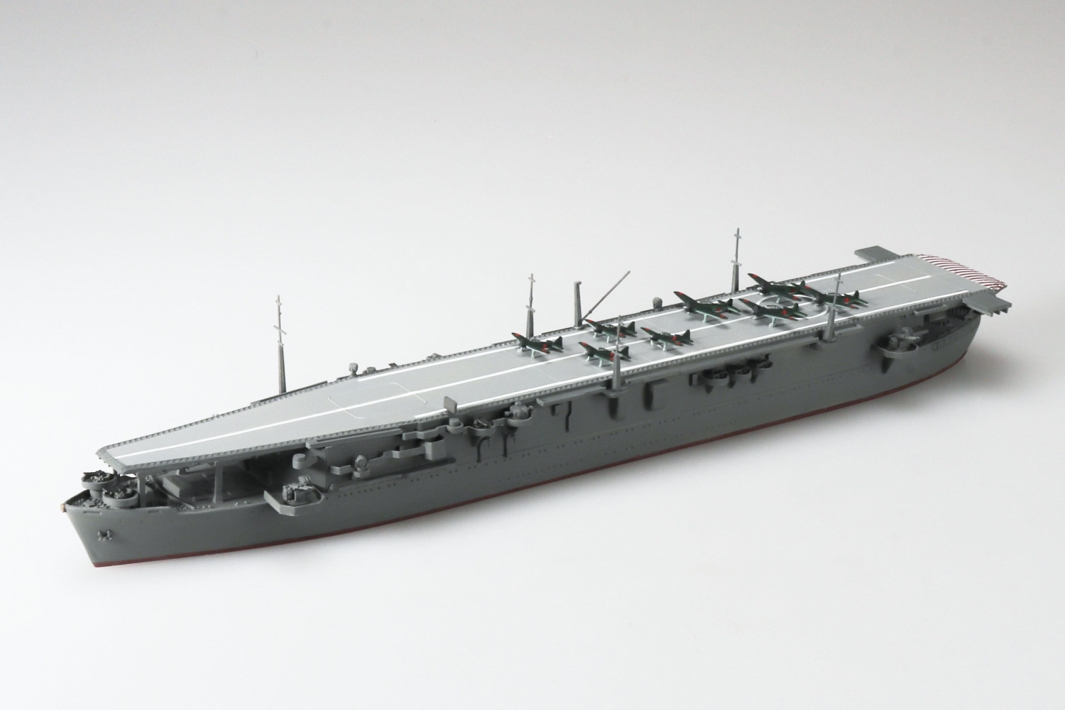 1/700 No.207 ウォーターライン 日本海軍 航空母艦 大鷹