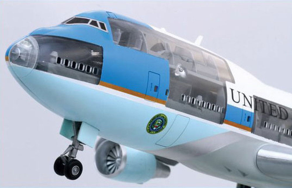 1/144 アメリカ大統領専用機 エアフォース・ワン 747 塗装済み半完成