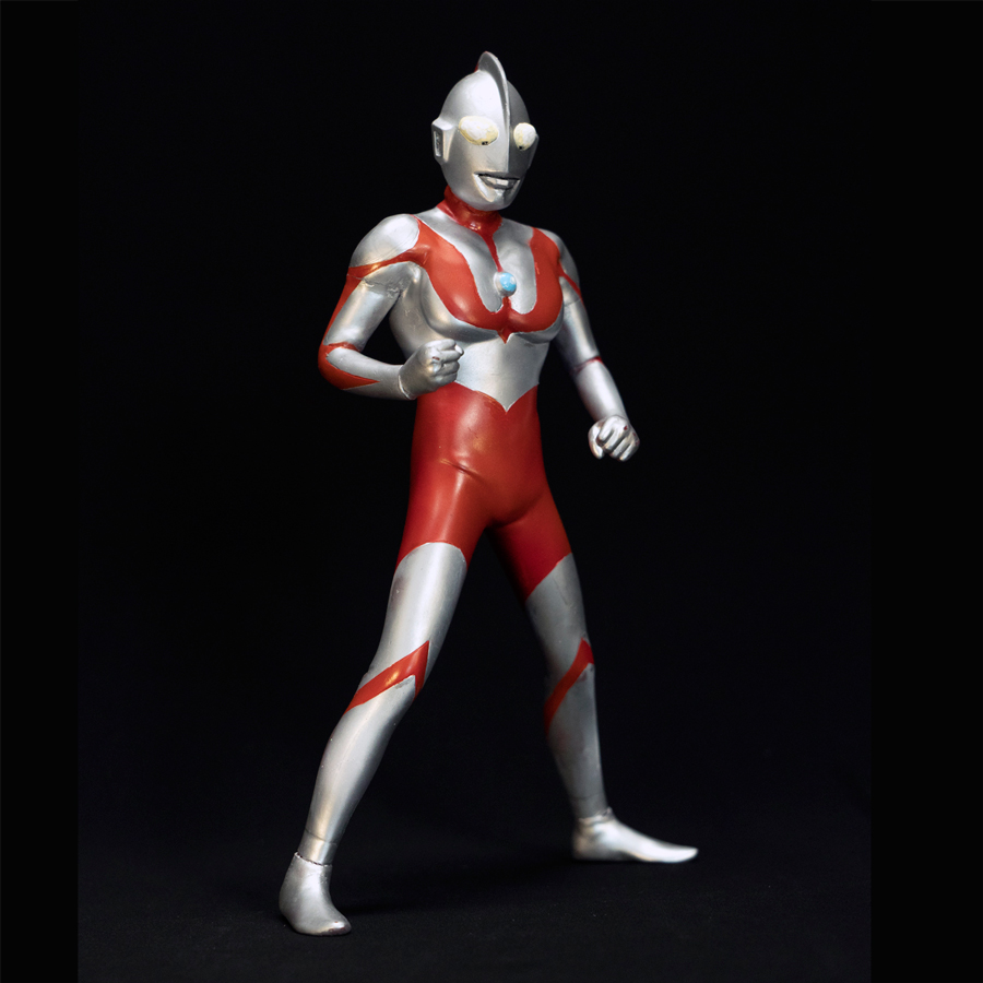 ウルトラマン（C タイプ） 1/150ソフトビニール製組立キット 復刻版