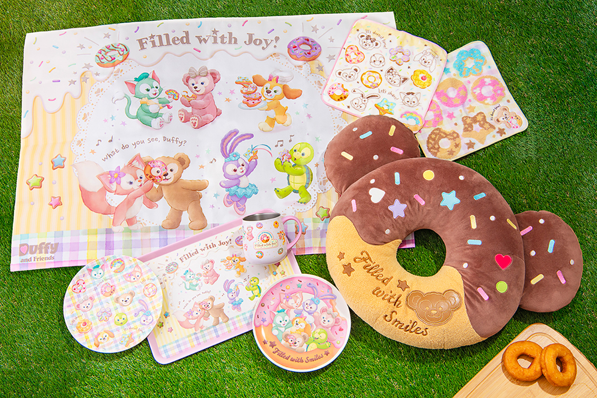 ダッフィーと一緒に夏の家時間が充実しそうな新グッズ発売。ドーナツ