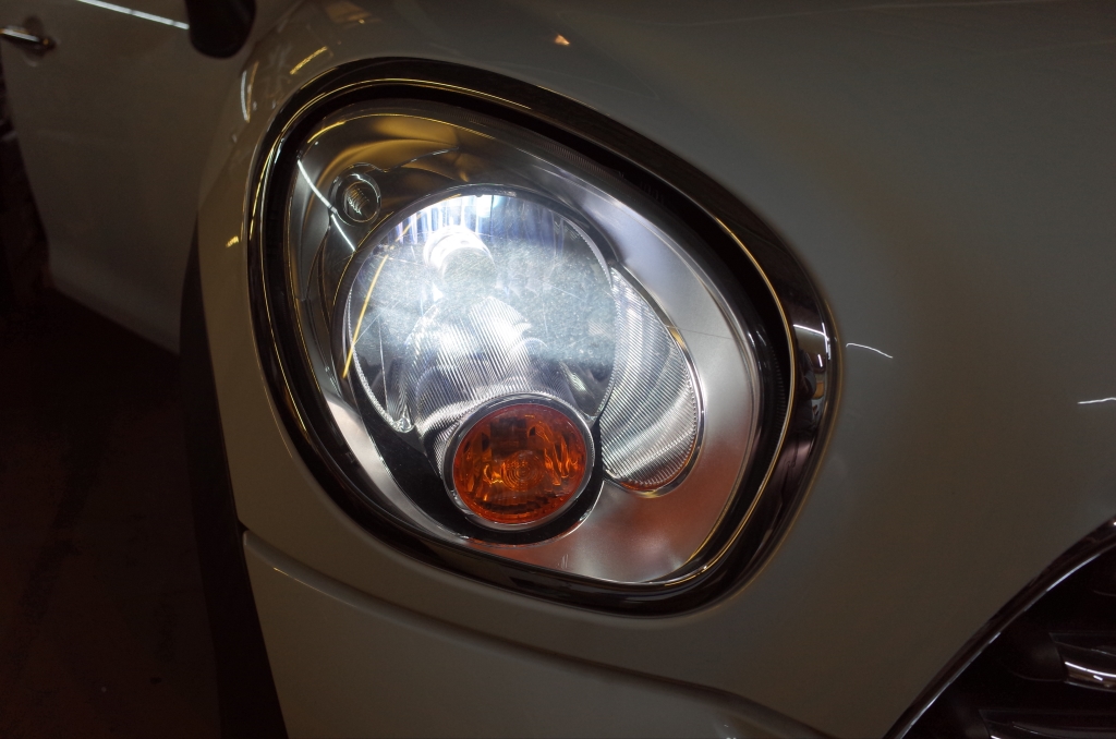 MINI クロスオーバーのヘッドライト＆ポジションランプLED化