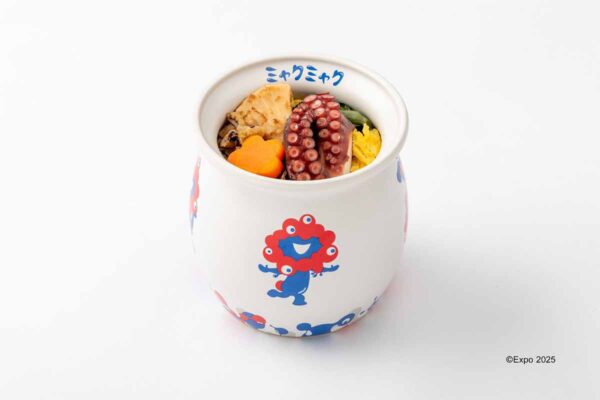 ミャクミャクだらけ！ 駅弁「ひっぱりだこ飯」、掛け紙も陶器も“EXPO