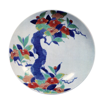 色鍋島 色絵 椿文 七寸皿 | 鶴田 純久の章 お話