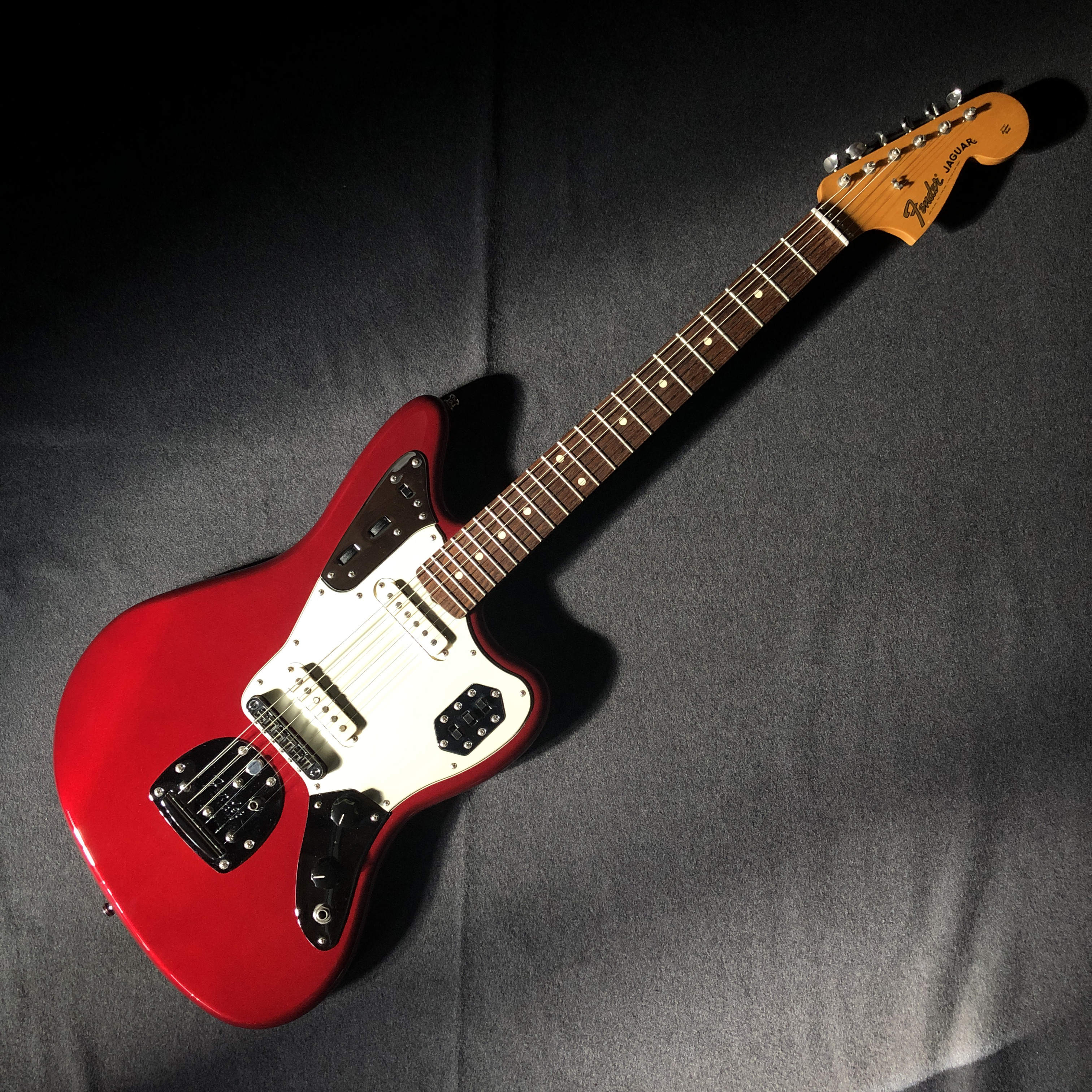 SOLD】Fender Mexico Classic Player Jaguar Special Candy Apple Red