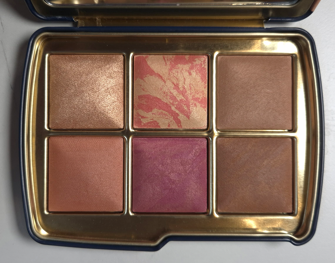 Hourglass Ambient Lighting Edit Fox Palette – Lili's Beauty Blog
