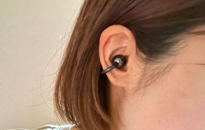 耳穴をふさがないって快適！」『HUAWEI FreeClip』の装着感と音質が