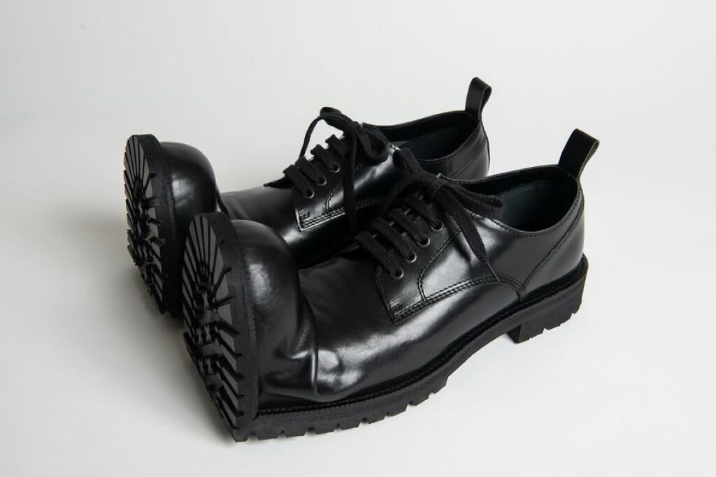 COMME des GARÇONS HOMME PLUS x KIDS LOVE GAITE 25FW コラボシューズ