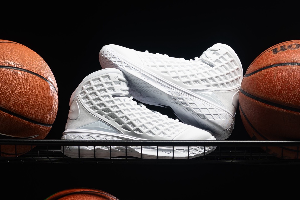 Nike Kobe 3 Protro “Halo”のEPモデルが国内9月23日より発売［HQ9153