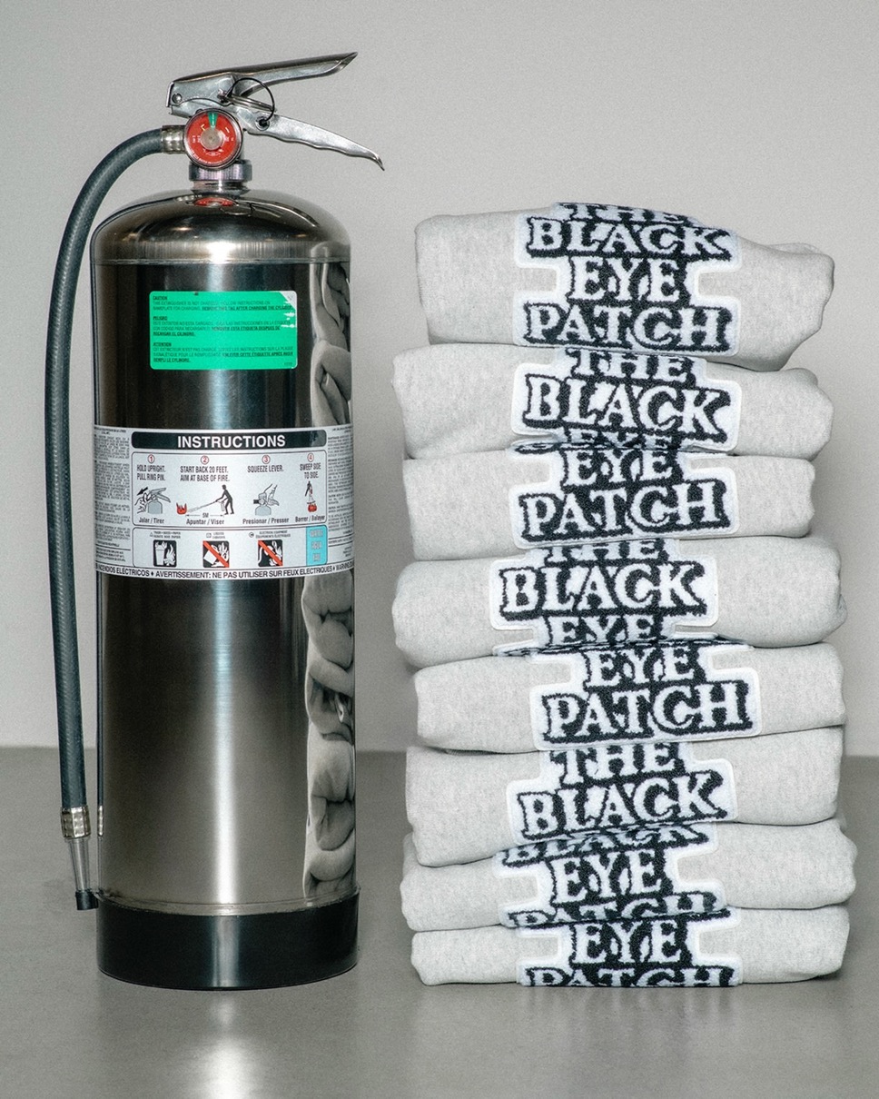 Champion x BlackEyePatch 別注『REVERSE WEAVE® OG LABEL CREW SWEAT