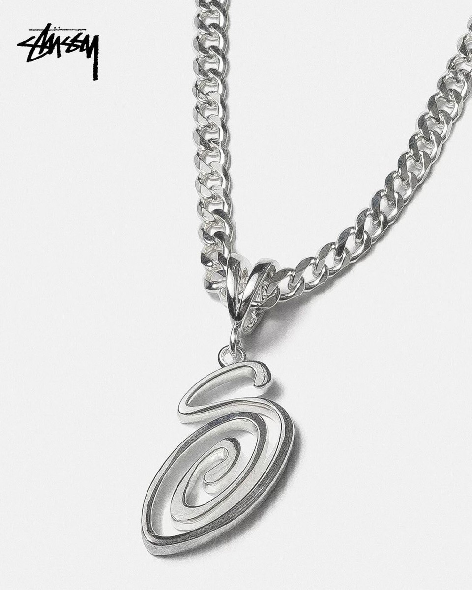 Stüssy Spring '24 新作ジュエリーが国内3月1日より発売 | UP TO DATE