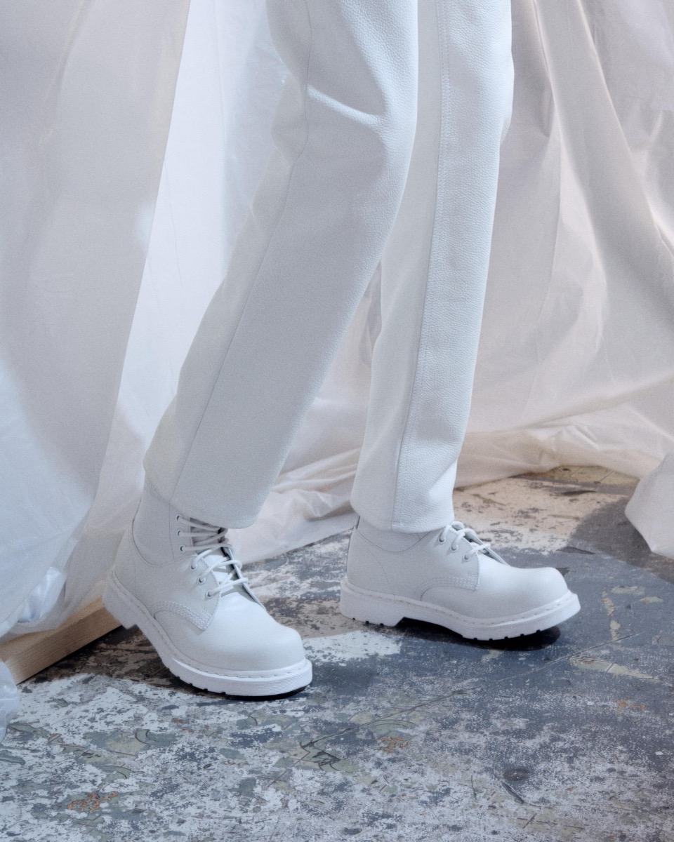 MM6 Maison Margiela x Dr.Martens 新作コラボが国内7月17日より発売