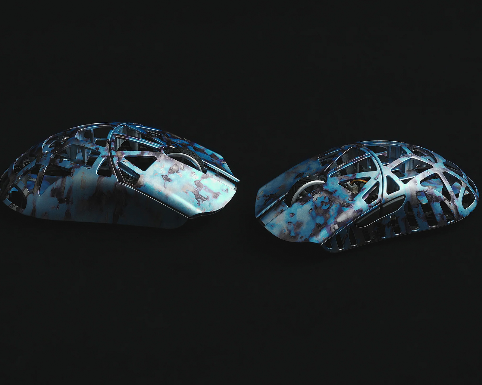 WLMouse Beast X Pro - Tempered [Omron Opticals] - Side Slits - us