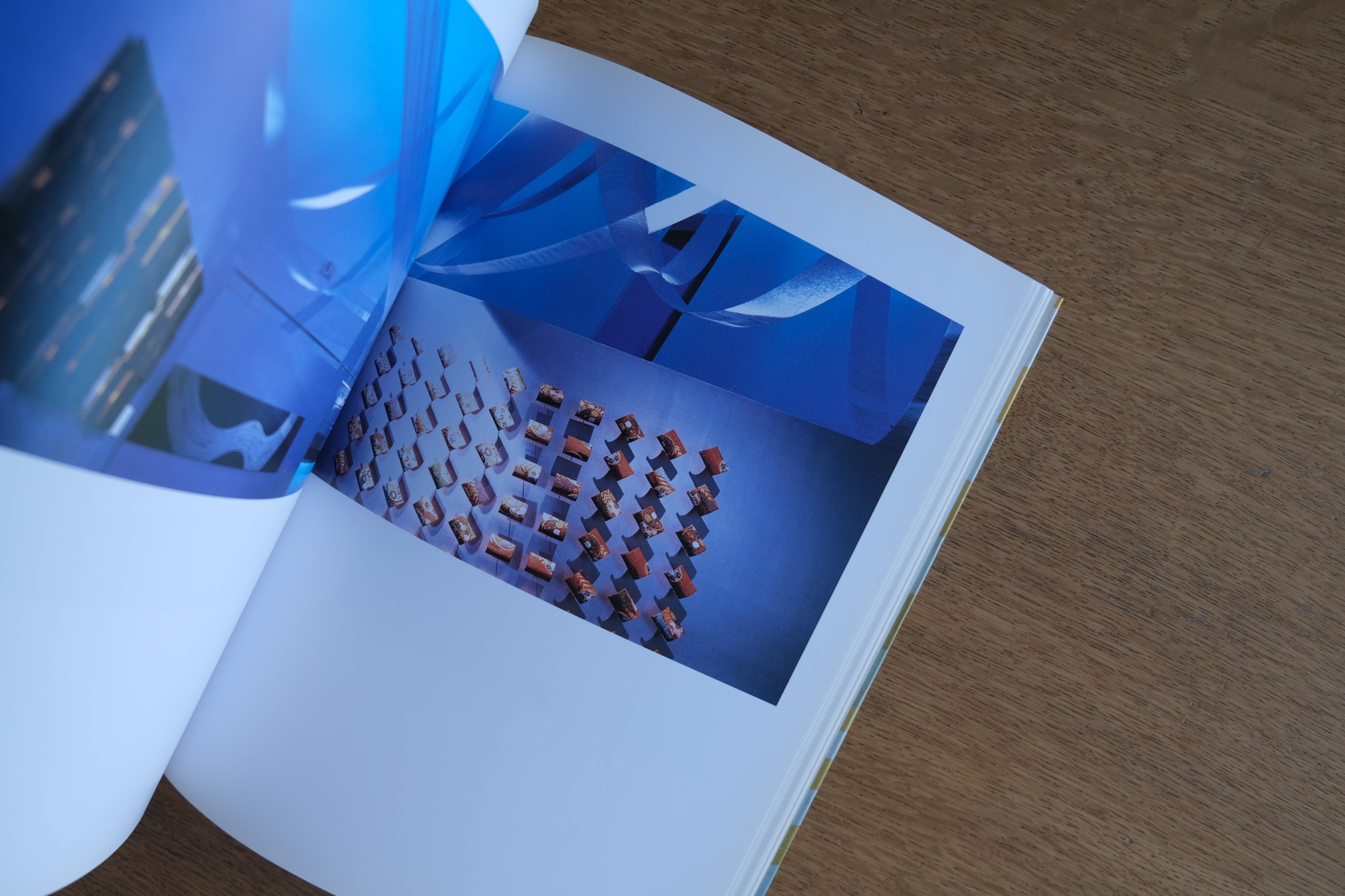 サイン本】内田 繁／戦後日本デザイン史Amazon.co.jp: 戦後日本