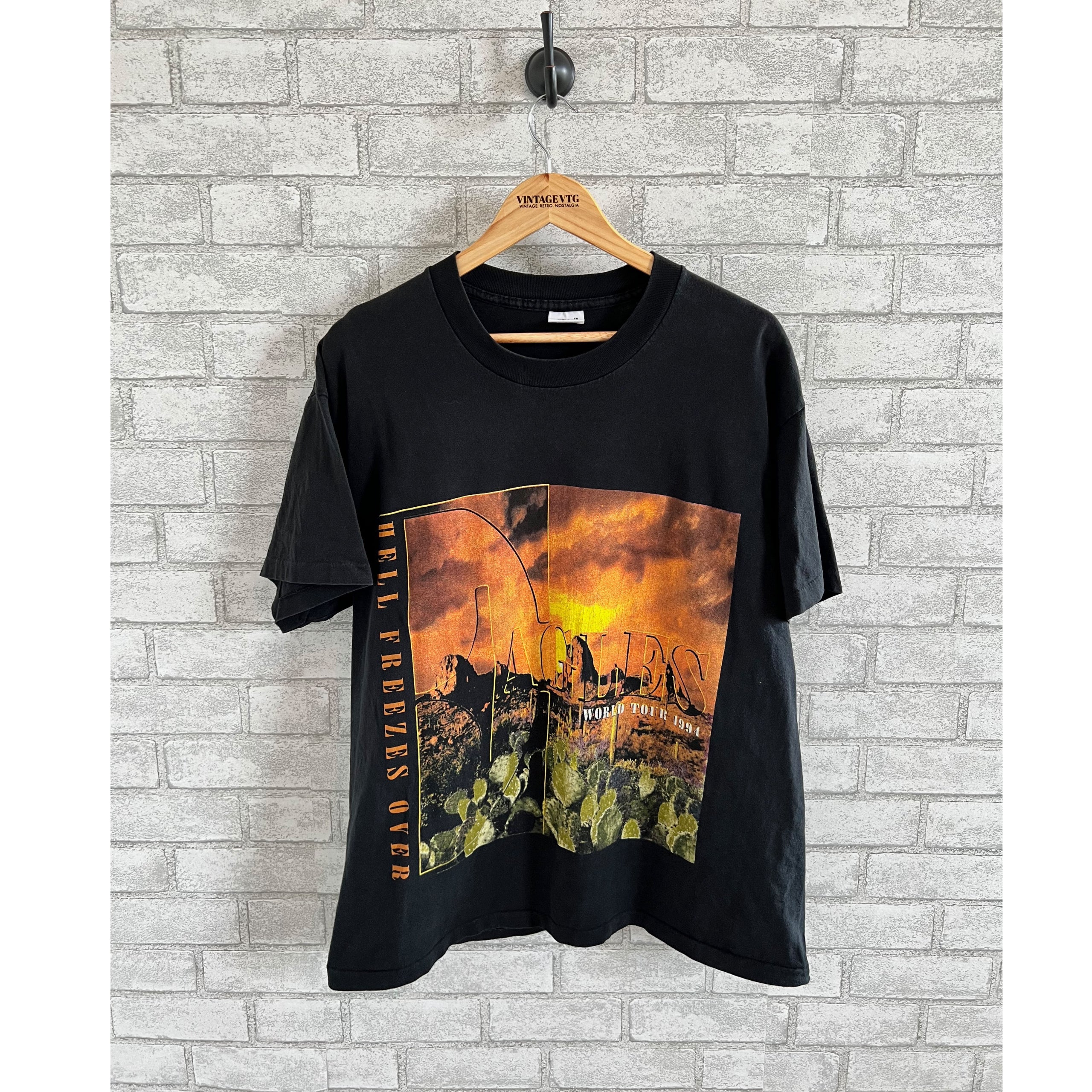 Vintage Eagles Hell Freezes Over World Tour 1994 T-shirt. Large