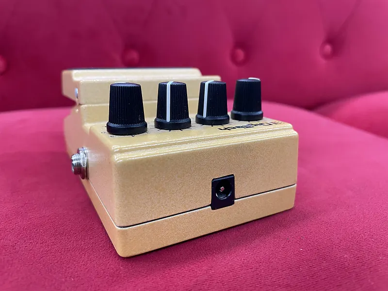 DigiTech Crossroads Eric Clapton W/ box - Yellow - Victor Litz