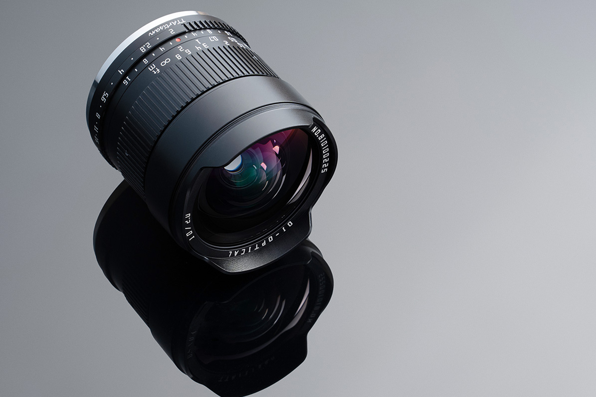 焦点工房、銘匠光学TTArtisanの単焦点レンズ「10mm f/2 C ASPH. APS-C