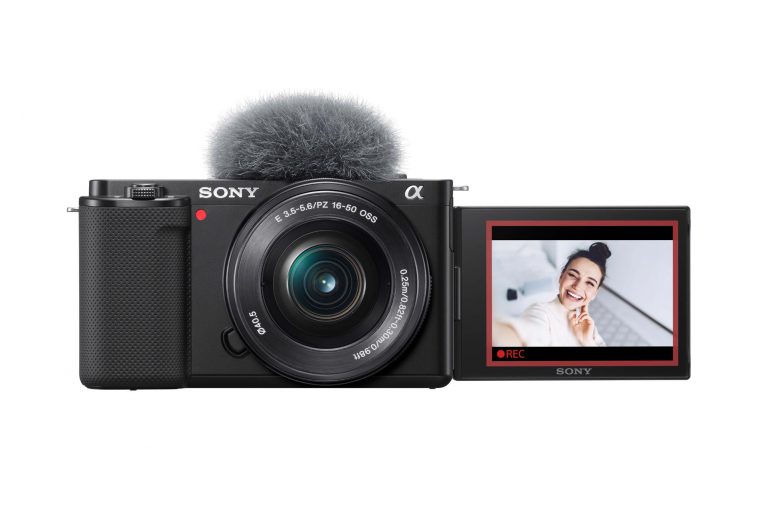 ソニー、αシリーズ初のレンズ交換式Vlogカメラ VLOGCAM ZV-E10を発表