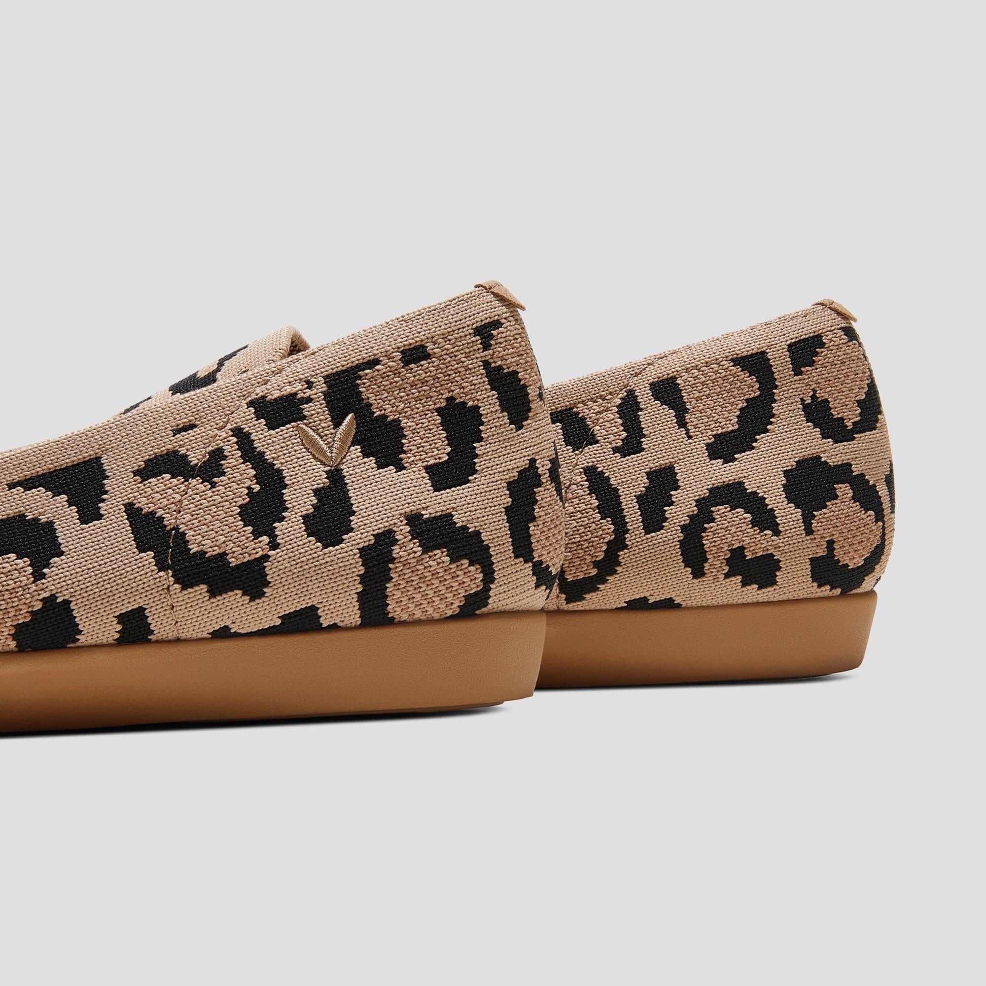 Samantha Walker] スクエアトゥ 超撥水 軽量厚底 ローファー – VIVAIA