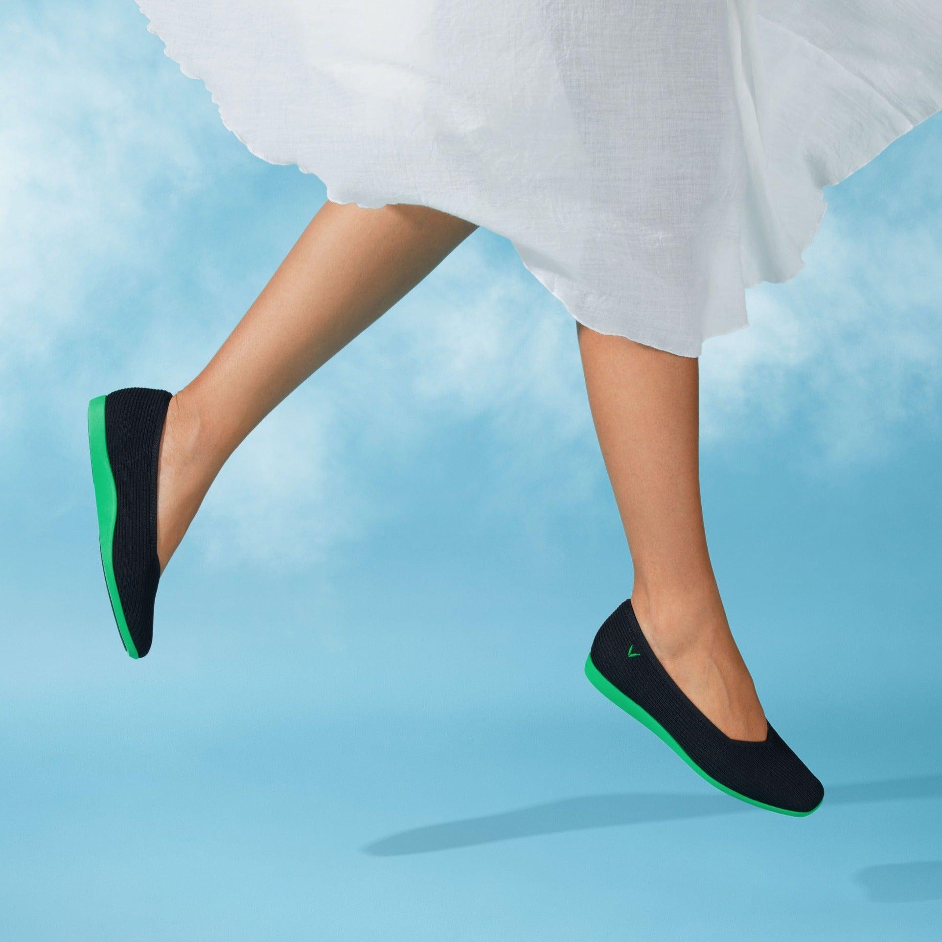 Margot™ Walker] スクエアトゥ 超軽量 厚底 フラットシューズ – VIVAIA