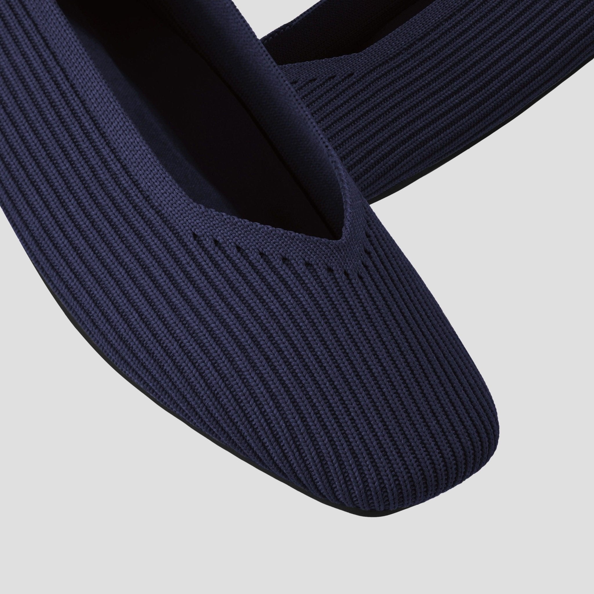 Margot™ 2.0] スクエアトゥ フラットシューズ – VIVAIA JAPAN