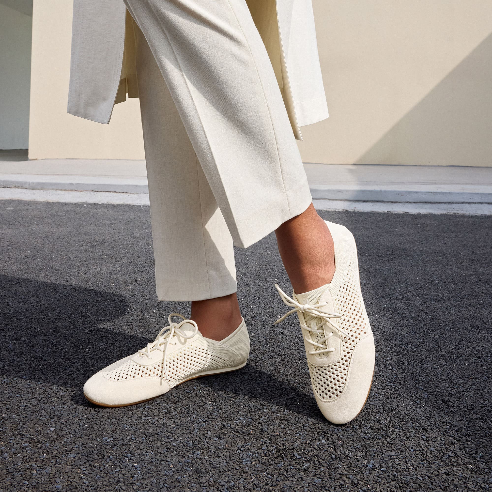 Yara] アーモンドトゥ メッシュ バレエスニーカー – VIVAIA JAPAN