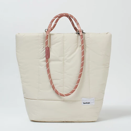 スタイリッシュで機能的な〈トポロジー〉の秋冬新作バッグが登場 | LEE