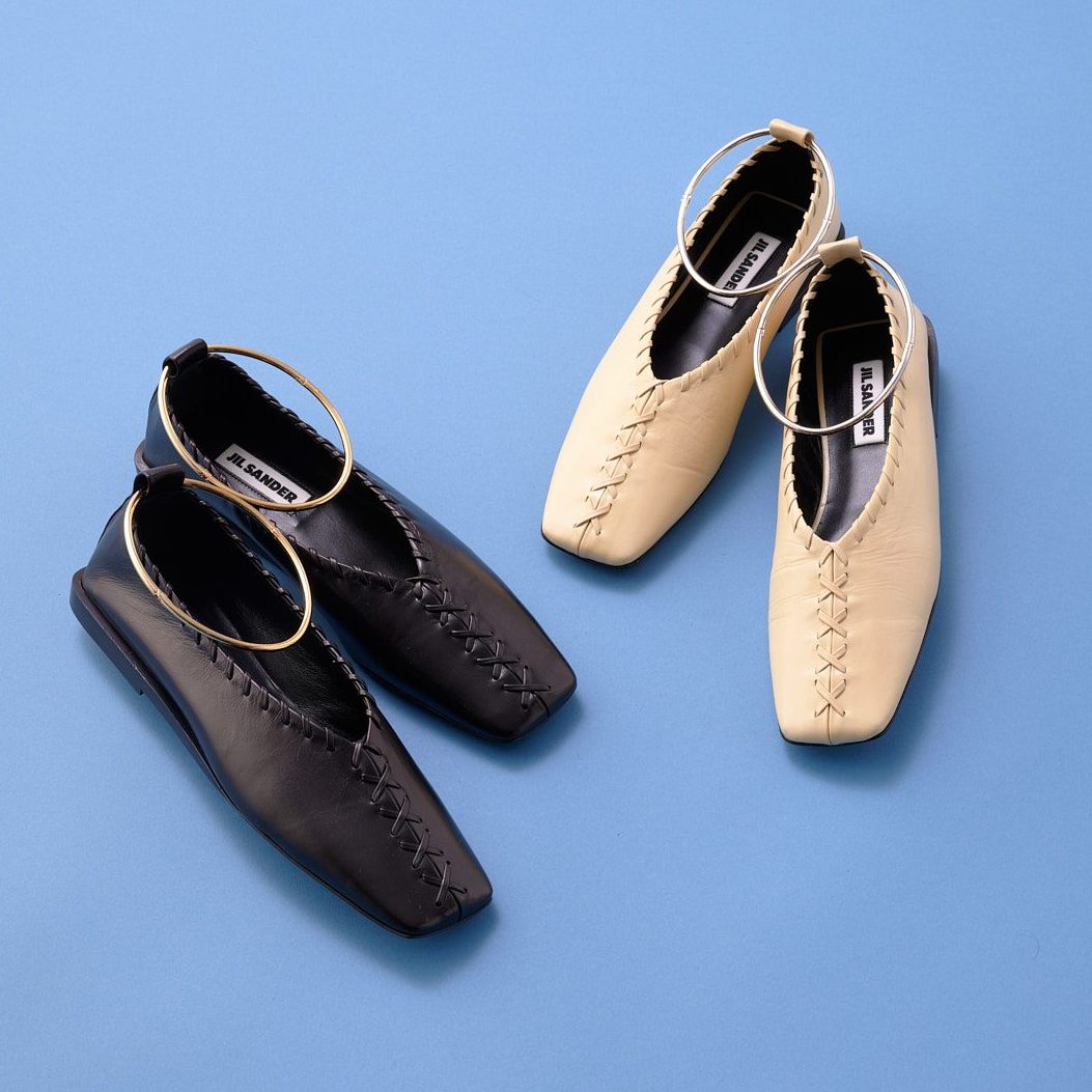 リュクスな素材で差がつく【ジルサンダー】の大人が買うべきフラット