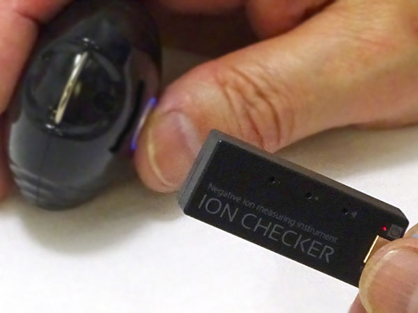 高性能マイナスイオン測定器AW-IONCHECKER イオンチェッカー